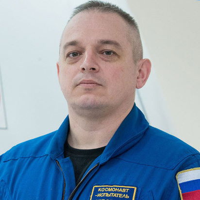 Марк Серов